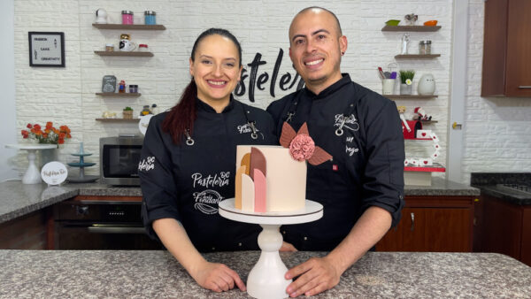 Plan Premium - Curso Bordes Perfectos en Fondant + Asesoría 1:1